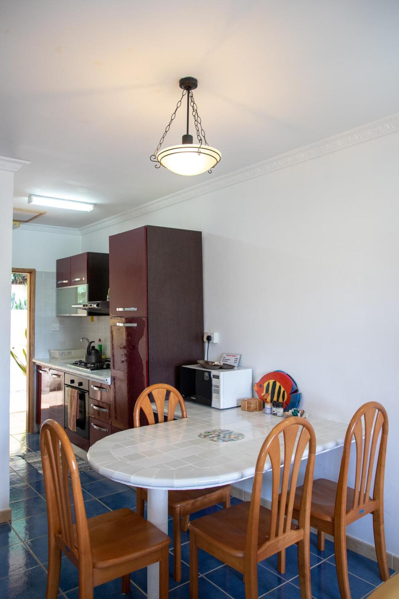 Cavern Apartments Baie Sainte Anne Luaran gambar